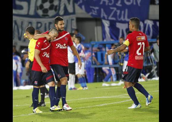 Hern&#225;n Vanegas - Millonarios alcanz&#243; la estrella 14 al superar en la gran final de la Liga Postob&#243;n II-2012 al Independiente Medell&#237;n. Dram&#225;tica definici&#243;n desde los penaltis despu&#233;s de empatar 0-0 en la ida y 1-1 este domingo.