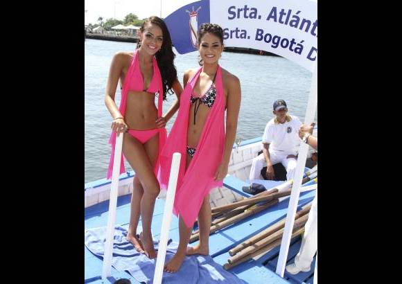 Colprensa - En este tradicional evento, las candidatas recorrieron la bahía de Cartagena, acompañadas de los cadetes de la Escuela Naval. La cita final fue en el Club Naval, donde las candidatas desfilaron en un acto de carácter benéfico para la Acción Social Naval.