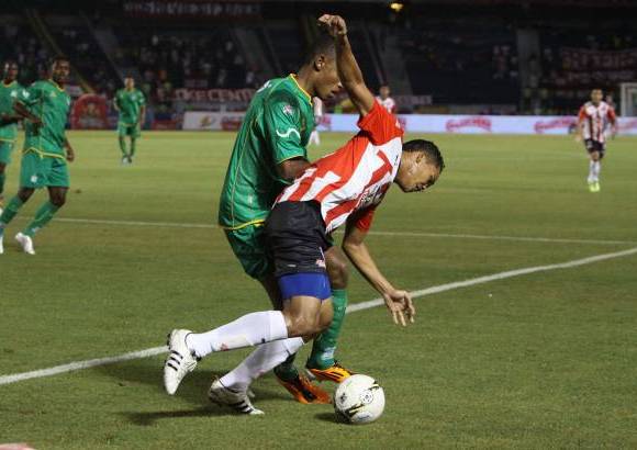 Colprensa - Junior gole&#243; 4-0 a Quind&#237;o en el Metropolitano.