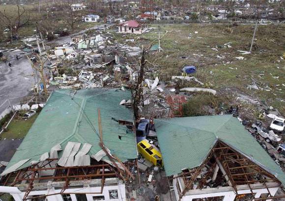 AP - Se prevé un drástico incremento en la cifra de muertes causadas por la tormenta.