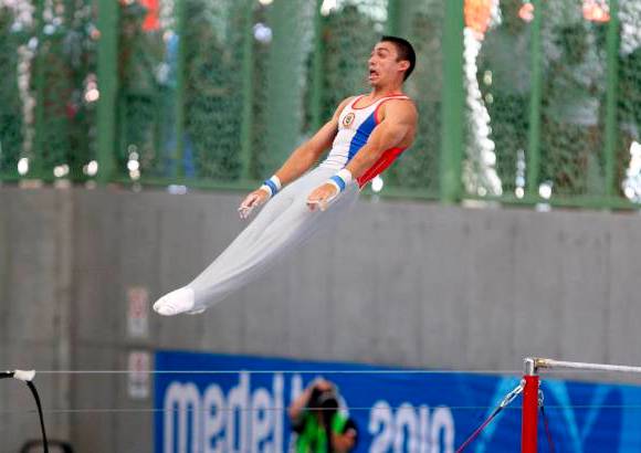 Juan Antonio S&#225;nchez - Como hace cuatro a&#241;os en Buenos Aires, Giraldo se convirti&#243; en el m&#225;s completo de los 33 gimnastas en los Juegos Suramericanos 2010.