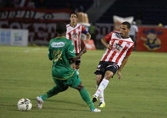 Colprensa - Junior gole&#243; 4-0 a Quind&#237;o en el Metropolitano.