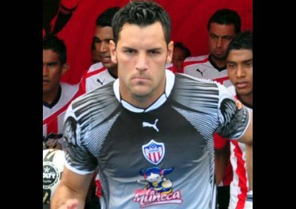 Foto Archivo - El uruguayo Sebasti&#225;n Viera es la cuota extranjera del conjunto tibur&#243;n y un ataja penaltis.