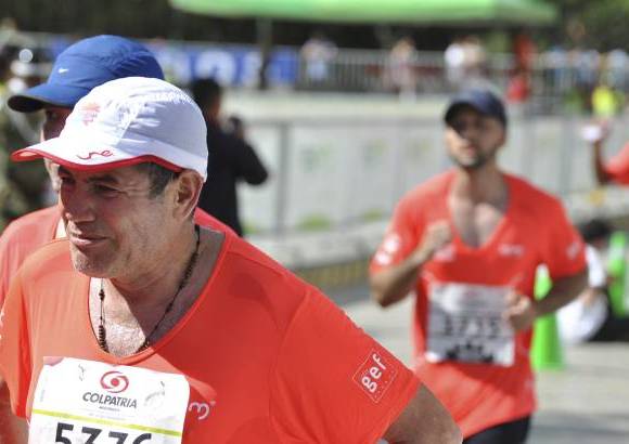Esteban Jaramillo y Sebasti&#225;n Salazar - M&#225;s de 10 mil competidores se dieron cita en esta hist&#243;rica cita deportiva que se corr&#237;a en las modalidades de 5, 10, 21 y 42 kil&#243;metros.