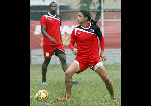 - El Príncipe acepta que aún no alcanza su mejor nivel en el Poderoso. La creación es su punto fuerte.