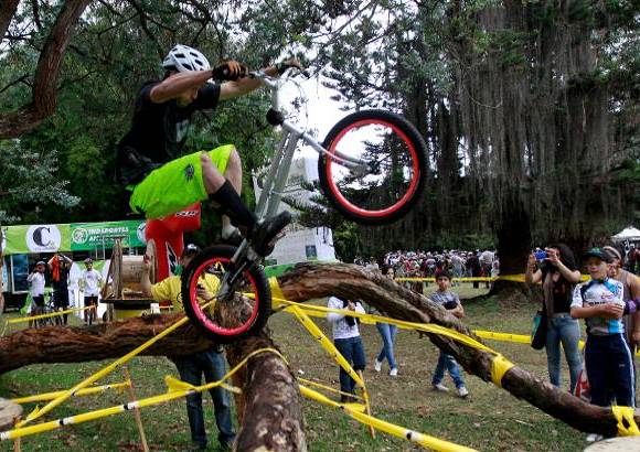 Donaldo Zuluaga - El biketrial se disput&#243; en la jornada de cierre de la fiesta del pedal del Cl&#225;sico El Colombiano-Indeportes Antioquia 2012.