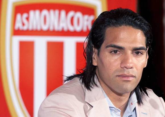 - Fueron muchas las cr&#237;ticas que recibi&#243; por su paso al M&#243;naco cuando hab&#237;a otros equipos interesados.