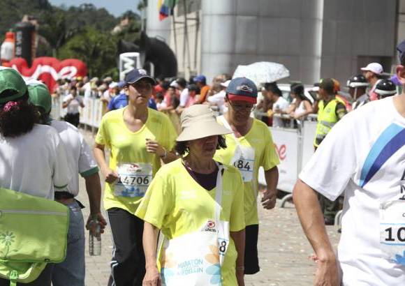 Esteban Jaramillo y Sebastián Salazar - Más de 10 mil competidores se dieron cita en esta histórica cita deportiva que se corría en las modalidades de 5, 10, 21 y 42 kilómetros.