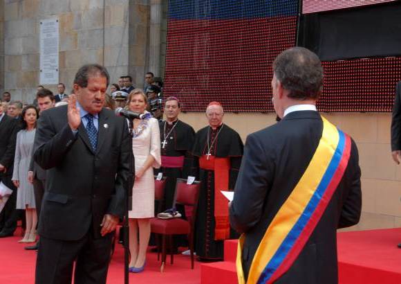 Cortes&#237;a Presidencia de la Rep&#250;blica, archivo - Solo dos d&#237;as despu&#233;s de su posesi&#243;n, el 7 de agosto de 2010, fue hospitalizado de urgencia tras sentir un fuerte dolor en el pecho.