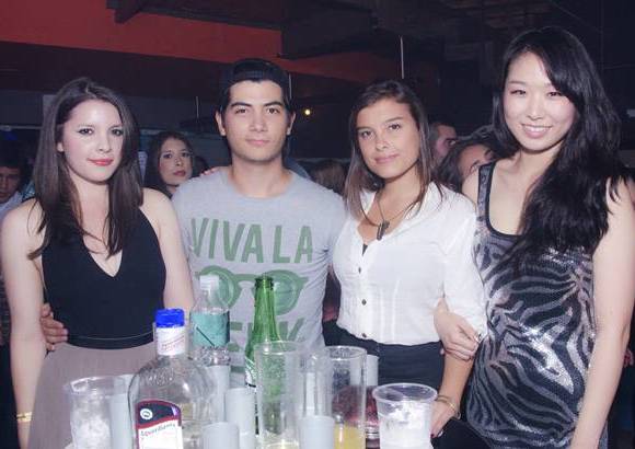 FLA - Estefanía Giraldo, Sebastián Giraldo, Natalia Mejía y Youmi en la discoteca Sixttina. El pasado 3 de agosto se llevó a cabo un espectacular concierto con Reykon.