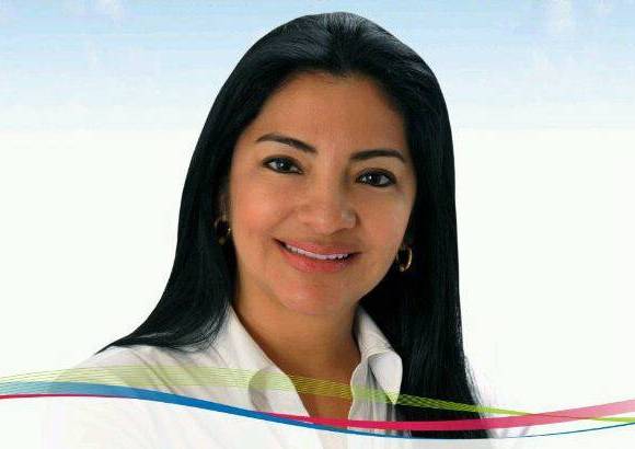- Nohora Tovar, ha tenido una carrera en la dirigencia gremial, política y en el sector de la economía en el Meta. Fue directora ejecutiva en Fenalco en Villavicencio, candidata a la alcaldía de Villavicencio, y jefe de cartera de Acueducto y Alcantarillado de Villavicencio.