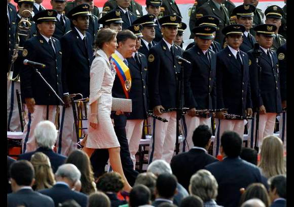 Reuters - Muy elegante estaba la nueva primera dama, Mar&#237;a Clemencia Rodr&#237;guez.