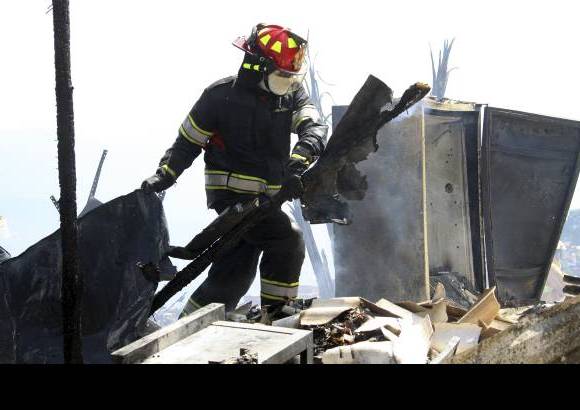 Hern&#225;n Vanegas - La oportuna reacci&#243;n de los bomberos evit&#243; una tragedia mayor.