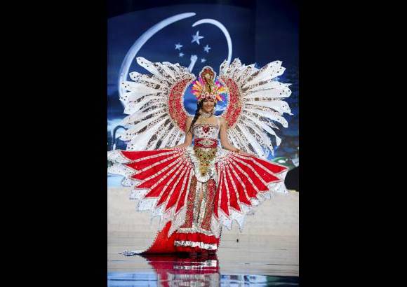 AP - Miss Indonesia 2012, Maria Selena