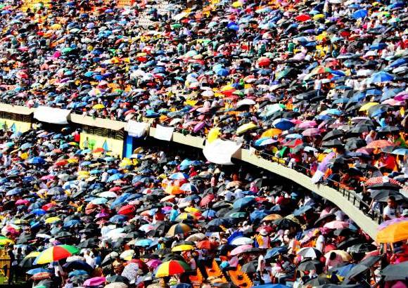 Juan Antonio Sánchez - Más de treinta y cinco mil personas celebraron el Pentecostés, la fiesta católica más grande del año.