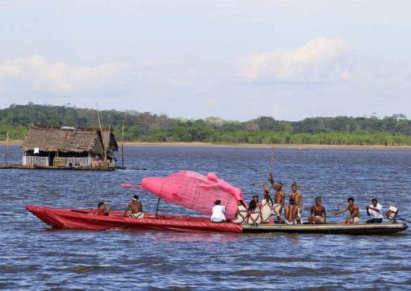 Reuters - Perú fue el anfitrión de los festejos porque fue el Gobierno Regional de Loreto el que se encargó de promover la Amazonía en la competencia internacional.