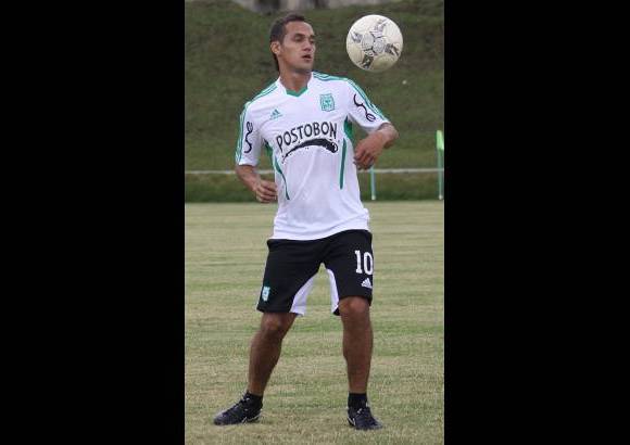 R&#243;binson S&#225;enz - Otra de las nuevas caras y que tambi&#233;n lleg&#243; procedente del cuadro azucarero es el volante Jonathan &#193;lvarez, quien se puso la camiseta 10 y espera llenar de buenas ideas el mediocampo verdolaga.