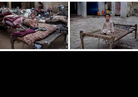 Reuters - A la izquierda aparece Inamullah cuando tenía 4 años sentado en los pocos artículos que lograron recuperar de las inundaciones. A la derecha, Inamullah de 5 años en el mismo patio donde casi pierda la vida.