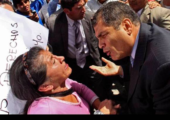 Reuters - El Gobierno de Ecuador decret&#243; el estado de excepci&#243;n en todo el territorio nacional y deleg&#243; en las Fuerzas Armadas la seguridad interna y externa del pa&#237;s.
