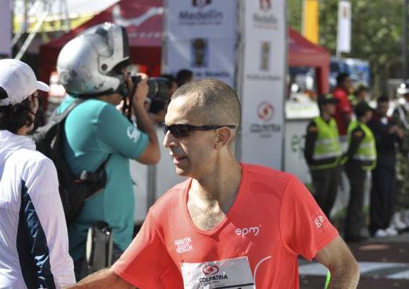 Esteban Jaramillo y Sebasti&#225;n Salazar - M&#225;s de 10 mil competidores se dieron cita en esta hist&#243;rica cita deportiva que se corr&#237;a en las modalidades de 5, 10, 21 y 42 kil&#243;metros.