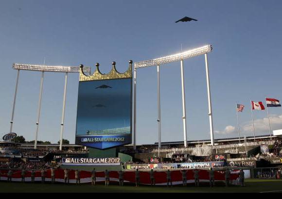 Reuters - El renovado Kauffman Stadium, que alberg&#243; por segunda vez el Partido de las Estrellas.