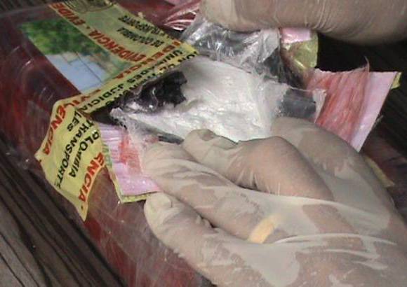 Cortes&#237;a: Polic&#237;a - En lo que va corrido del a&#241;o, la Polic&#237;a Antioquia ha incautado de 412 Kilos de coca&#237;na, en las diferentes v&#237;as de Antioquia.