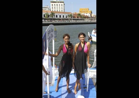 Colprensa - En este tradicional evento, las candidatas recorrieron la bahía de Cartagena, acompañadas de los cadetes de la Escuela Naval. La cita final fue en el Club Naval, donde las candidatas desfilaron en un acto de carácter benéfico para la Acción Social Naval.