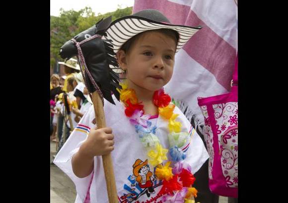 Esteban Vanegas - Los ni&#241;os no solo se vistieron acorde para la ocasi&#243;n, tambi&#233;n se pintaron bigote para parecerse m&#225;s a los tradicionales arrieros antioque&#241;os.