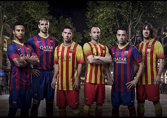 FOTOS NIKE - Thiago, Piqu&#233;, Messi, Iniesta, Xavi y Puyol, sirvieron de modelos del primer y segundo uniforme del equipo.