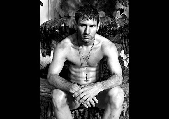Dolce&Gabbana - El futbolista pos&#243; en varias fotograf&#237;as en ropa interior.