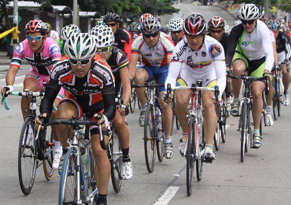 R&#243;binson S&#225;enz - La segunda etapa se disput&#243; sobre un circuito de 12 kil&#243;metros en la avenida Oriental, la avenida El Poblado y la Variante Las Palmas.