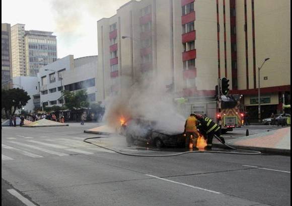 Rubén Tangarife - Al parecer, problemas técnico-mecánicos motivaron el incendio.