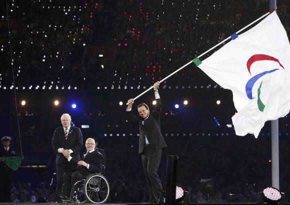 Reuters - El presidente del Comité Paralímpico Internacional, Philip Craven, fue el encargado de declarar cerrado Londres 2012 después de doce días de emociones y competición que, en su opinión, han hecho "únicos" estos Juegos.