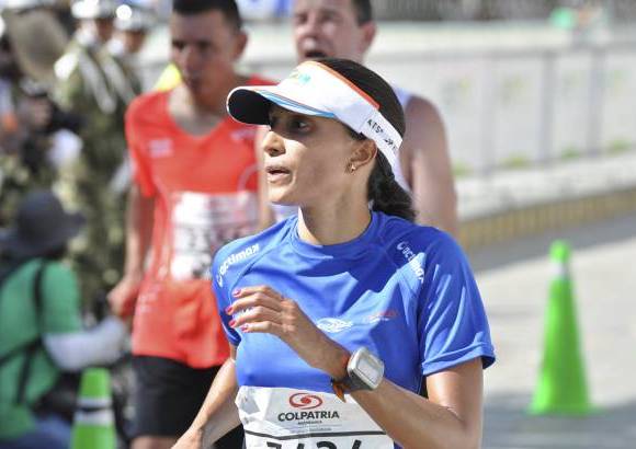 Esteban Jaramillo y Sebasti&#225;n Salazar - M&#225;s de 10 mil competidores se dieron cita en esta hist&#243;rica cita deportiva que se corr&#237;a en las modalidades de 5, 10, 21 y 42 kil&#243;metros.