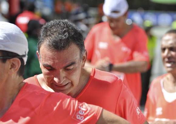 Esteban Jaramillo y Sebasti&#225;n Salazar - M&#225;s de 10 mil competidores se dieron cita en esta hist&#243;rica cita deportiva que se corr&#237;a en las modalidades de 5, 10, 21 y 42 kil&#243;metros.