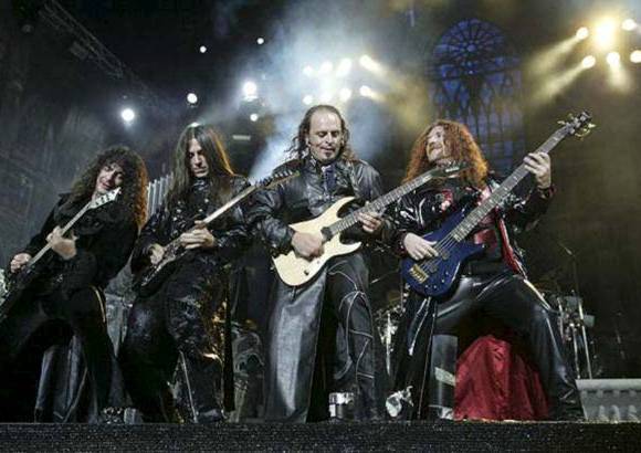 - Mago de Oz es un grupo espa&#241;ol de Heavy Metal, con sonidos muy g&#243;ticos.