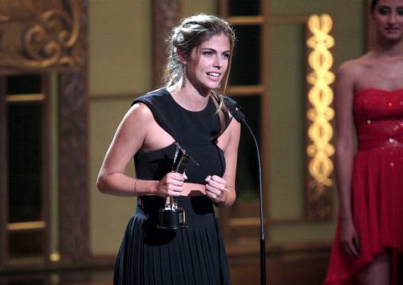 Colprensa-Christian Castillo - Stephanie Cayo, protagonista de El Secretario, ganadora en la categor&#237;a Protagonista femenina de telenovela.
