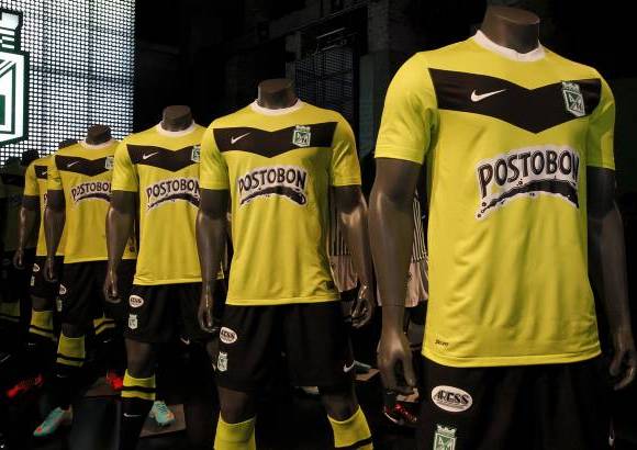 Jaime P&#233;rez - La camiseta oficial saldr&#225; al mercado con un costo de 139 mil pesos.