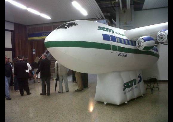 Juan José García Villegas - En el aeropuerto José María Córdoba, de Rionegro, se reunieron empleados y pioneros de SAM para compartir con sus compañeros.