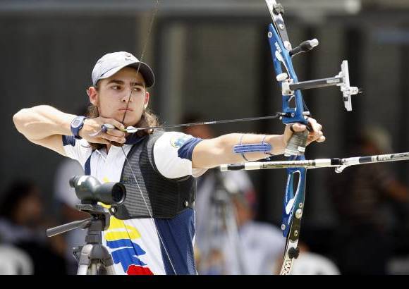 Colprensa - Los hombres colombianos fueron los protagonistas de la Ronda Olímpica en arco recurvo. Daniel Pacheco (en la foto) hizo 110 puntos y Diego Torres 97.