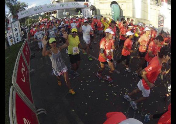 Esteban Jaramillo y Sebastián Salazar - Más de 10 mil competidores se dieron cita en esta histórica cita deportiva que se corría en las modalidades de 5, 10, 21 y 42 kilómetros.