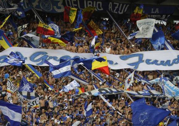Colprensa - Millonarios alcanz&#243; la estrella 14 al superar en la gran final de la Liga Postob&#243;n II-2012 al Independiente Medell&#237;n. Dram&#225;tica definici&#243;n desde los penaltis despu&#233;s de empatar 0-0 en la ida y 1-1 este domingo.