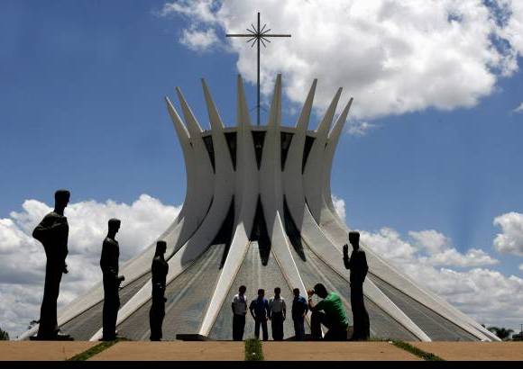 Foto Reuters - Catedral de Brasilia, una de sus obras más imponentes.