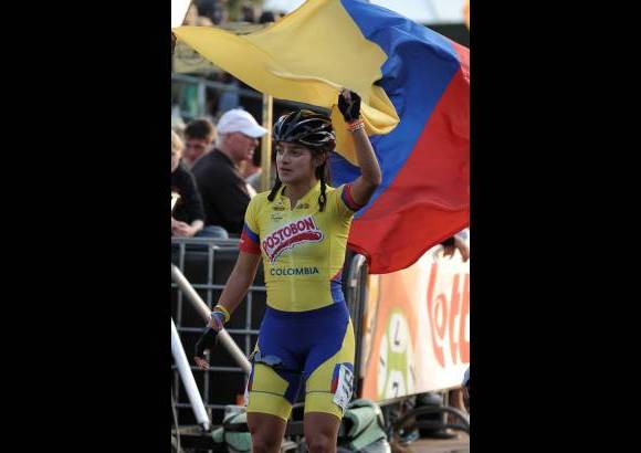Luiz Ramírez Vizzorimage - La antioqueña Fabriana Arias conquistó el oro en los 20 mil metros eliminación. Gran actuación.