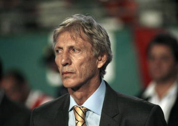 Reuters - Colombia bajo la direcci&#243;n de Pekerman fue muy superior a M&#233;xico, especialmente en la segunda parte cuando control&#243; el bal&#243;n, se asoci&#243; con r&#225;pidos toques y gener&#243; las mejores oportunidades de gol.