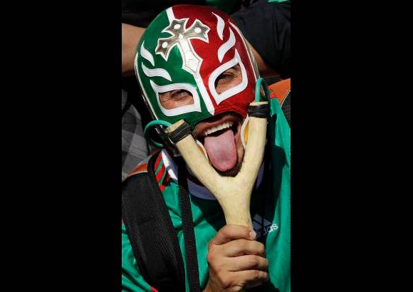 AP - La gran mayor&#237;a de hinchas presentes en el Real Bafokeng eran mexicanos.