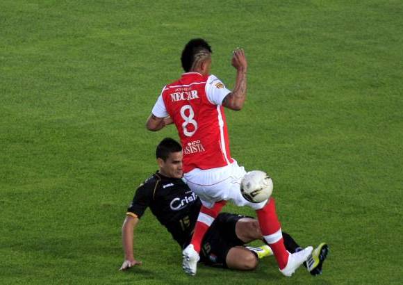 Colprensa - Santa Fe 2-Once Caldas 0.