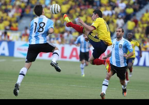 Juan Antonio Sánchez - Colombia se había puesto en ventaja a los 44 minutos ante más de 40.000 aficionados en el estadio Roberto Meléndez, pero al final se quedó sin los puntos y sumó su primera derrota en las eliminatorias rumbo a Brasil 2014.
