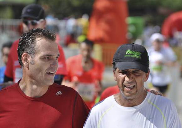 Esteban Jaramillo y Sebasti&#225;n Salazar - M&#225;s de 10 mil competidores se dieron cita en esta hist&#243;rica cita deportiva que se corr&#237;a en las modalidades de 5, 10, 21 y 42 kil&#243;metros.