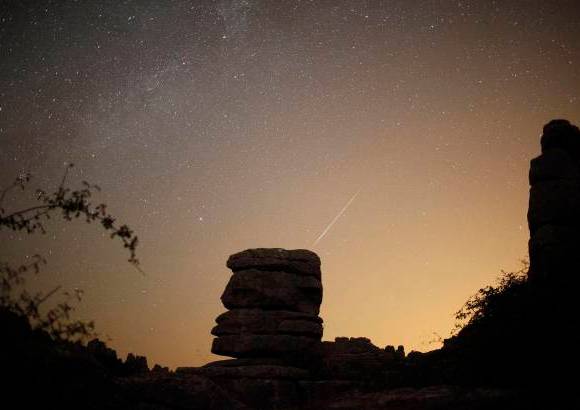 Reuters - La lluvia de meteoros Perseidas se desat&#243; este mes, cuando la Tierra pas&#243; a trav&#233;s de un flujo de escombros espaciales dejado por el cometa Swift-Tuttle.